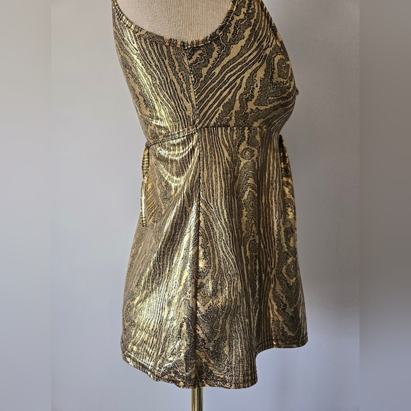 Tally Weijl Gold Sleeveless Women's Top. Size Medium - Picture 3 of 13